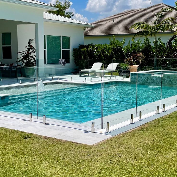 Glass Pool Fencing